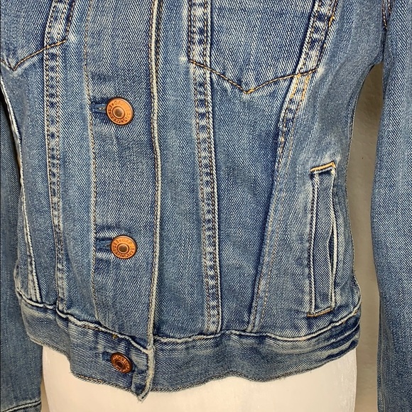 Gap Distressed Jean Jacket - Picture 2 of 8